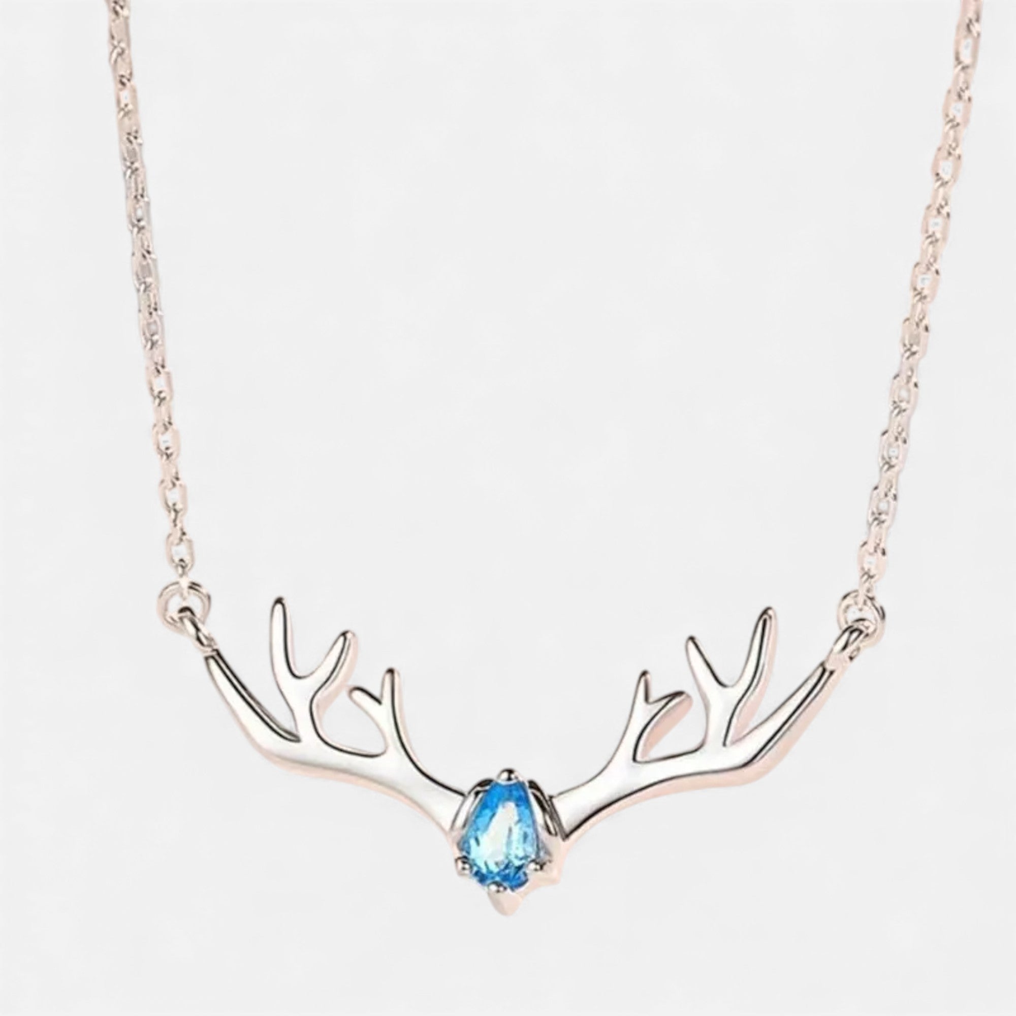 Lovira | Collier Pendentif Femme Élégance Cerf