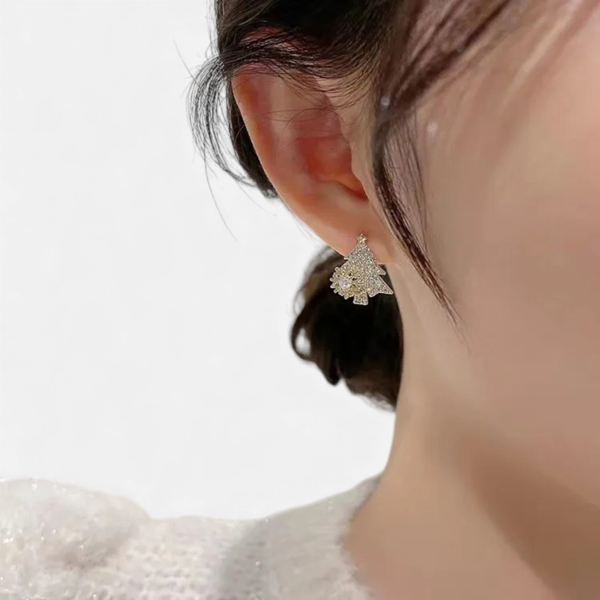 Lovira | Boucles d’oreilles Sapin Rotatif en Cristal