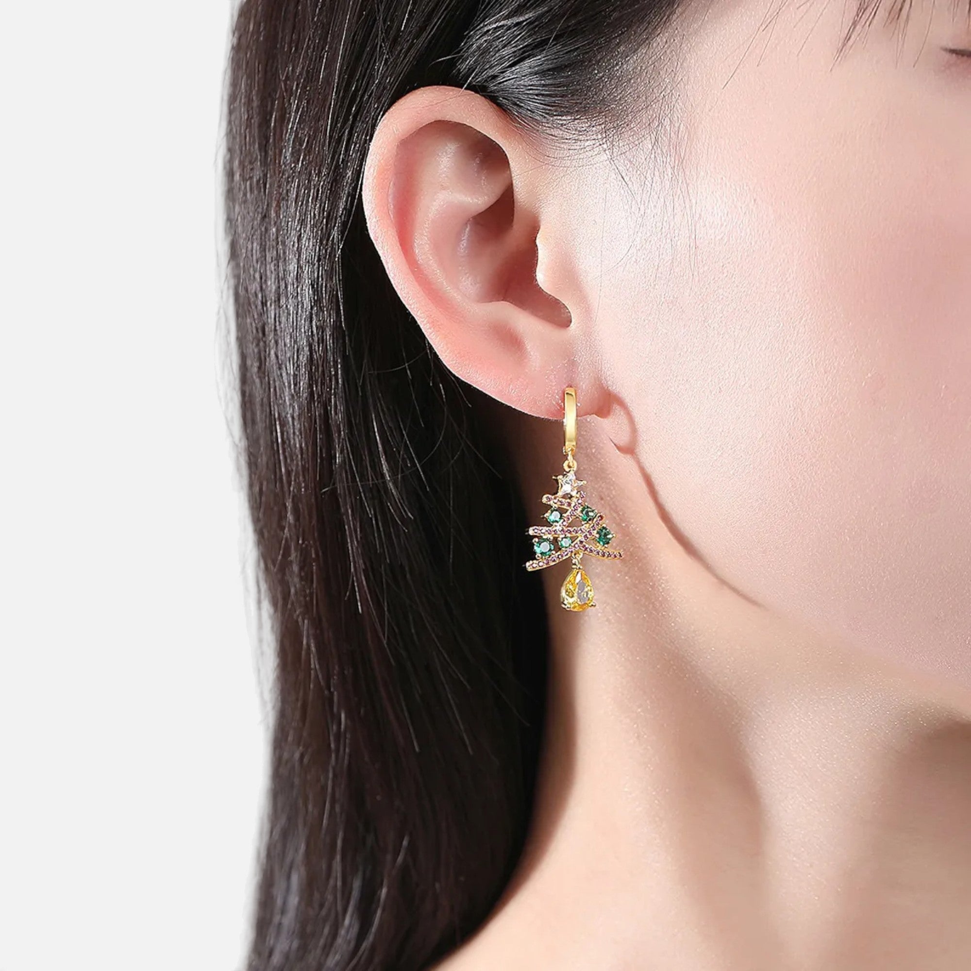 Lovira | Boucles d’Oreilles Sapin de Noël en Strass Héritage